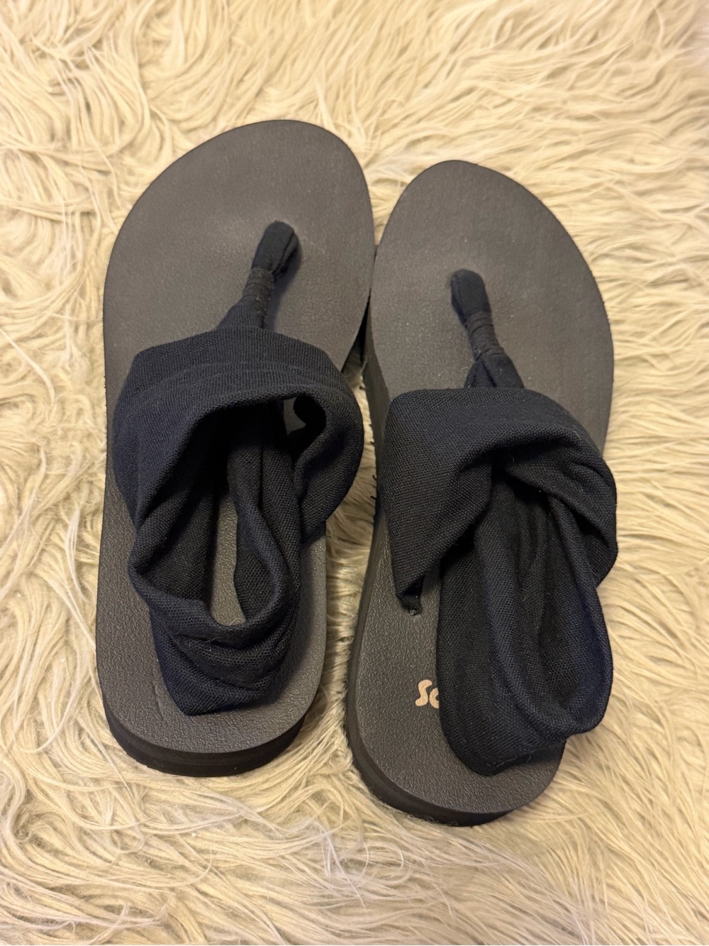 Sanuk Black Yoga Sling Sandals